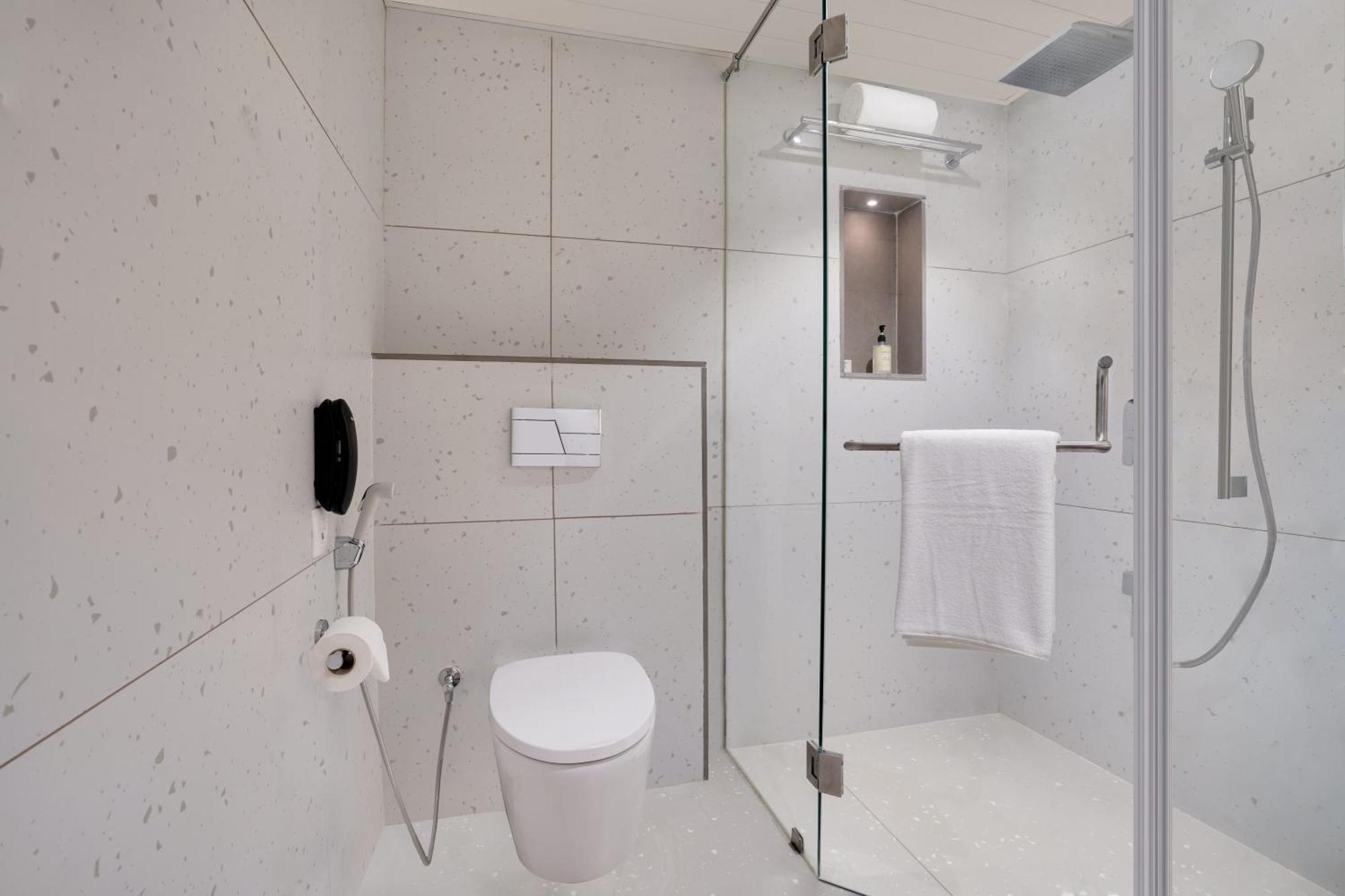 Lemon Tree Hotel, راجكوت المظهر الخارجي الصورة